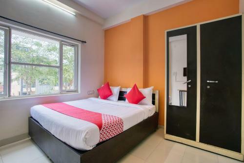 Oyo 41154 Hotel 24 Pm