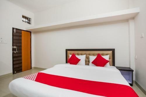 Hotel Oyo 36501 Royal Palace