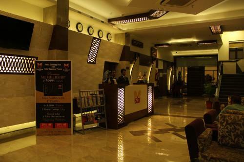 Hotel Somdeep Palace