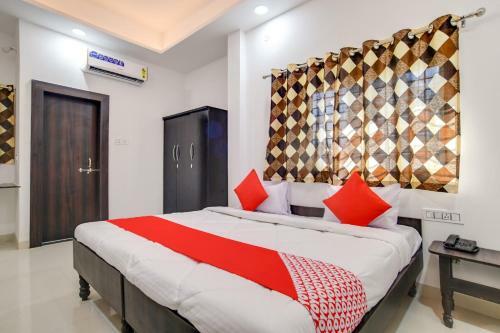 Hotel Oyo 78076 Joy Inn