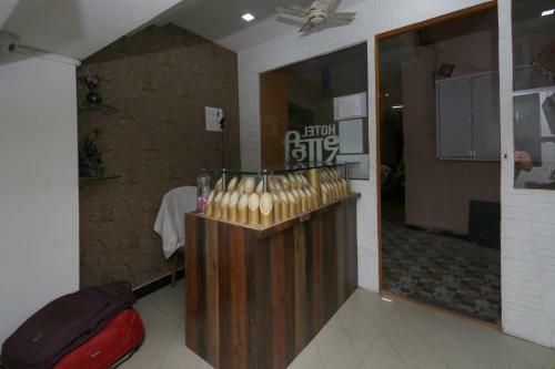Hotel Oyo 40622 Shahi Guest House