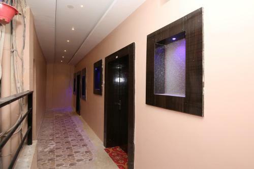 Hotel Oyo 40622 Shahi Guest House