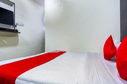 Oyo 44014 Hotel Shree