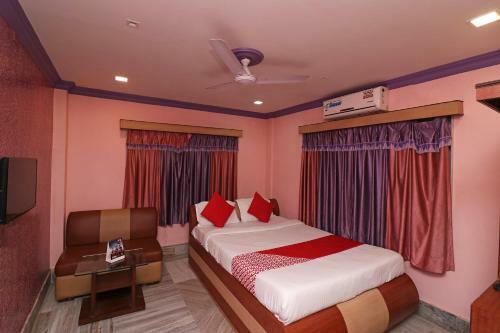 Hotel Oyo 10079 Rainbow Guest House