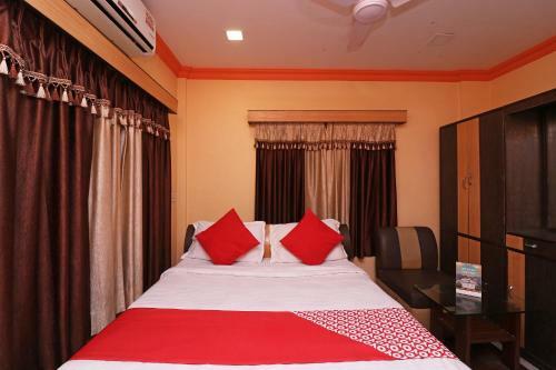 Hotel Oyo 10079 Rainbow Guest House