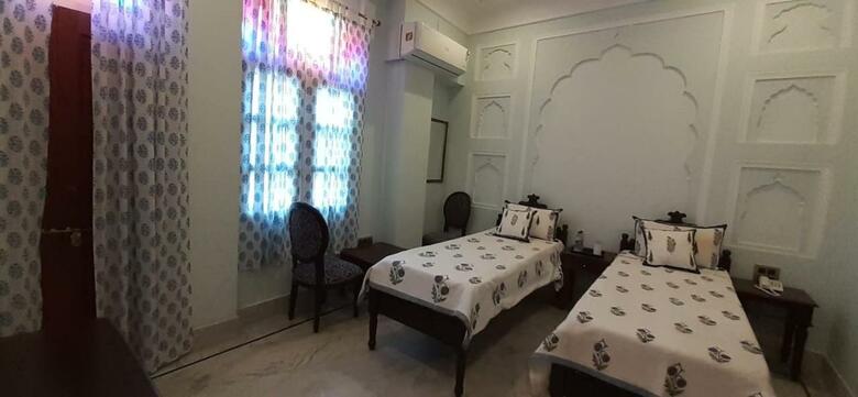Hotel Raj Rajeshwari Haveli