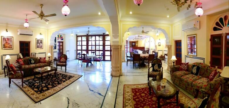 Hotel Raj Rajeshwari Haveli