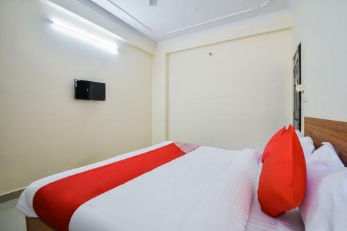 Hotel Oyo 64484 Sajjan Residency