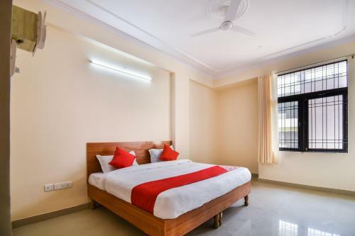 Hotel Oyo 64484 Sajjan Residency