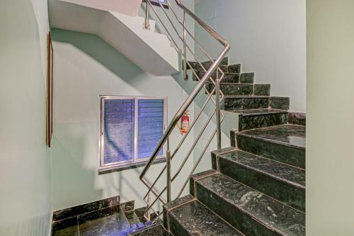 Hotel Fabexpress Acroinn