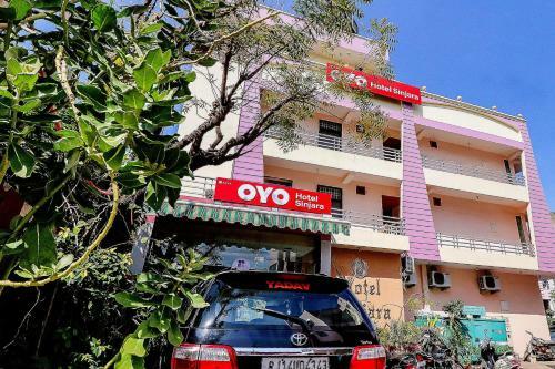 Oyo 78883 Flagship Hotel Sinjara Paradise