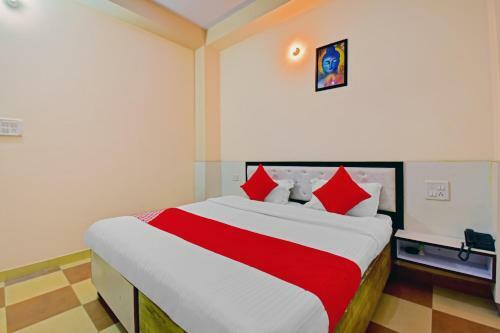 Oyo 78449 Hotel Heera Palace