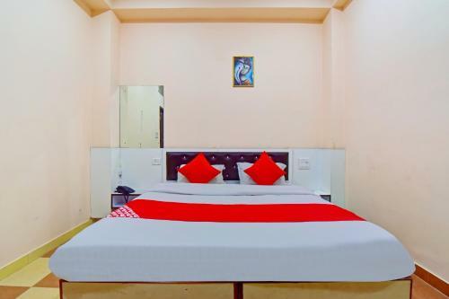 Oyo 78449 Hotel Heera Palace