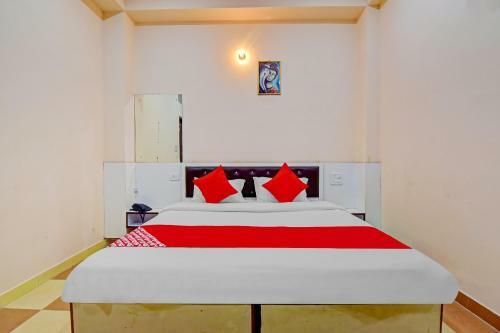 Oyo 78449 Hotel Heera Palace