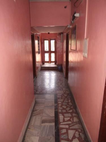 Hotel Gajraj Bari