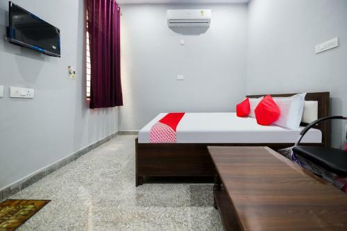 Oyo 45931 Hotel Ganesham