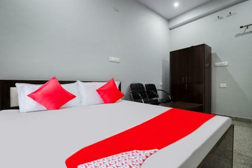Oyo 45931 Hotel Ganesham