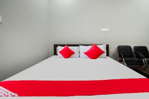 Oyo 45931 Hotel Ganesham