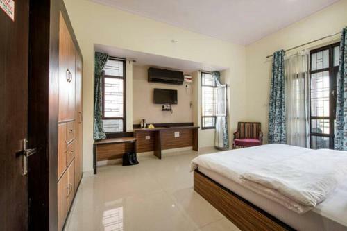 Hotel The Omaira