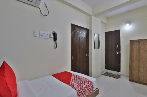 Oyo 44953 Hotel Cadillac