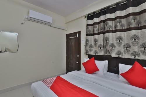 Oyo 44953 Hotel Cadillac