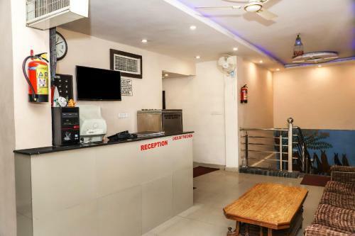 Oyo 35425 Hotel Duke Inn
