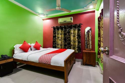 Oyo 44160 Hotel Sahana