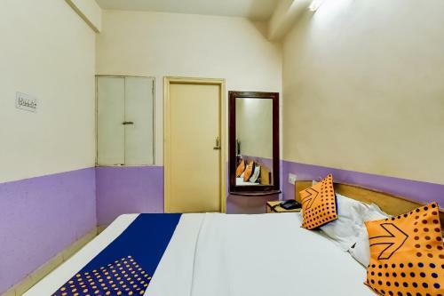 Spot On 76290 Hotel Siddhi Vinayak