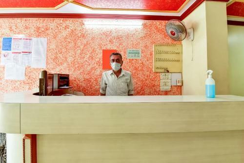 Spot On 76290 Hotel Siddhi Vinayak