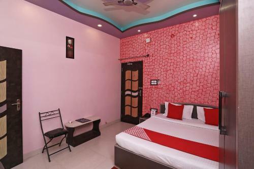 Oyo 19379 Hotel Sai Palace