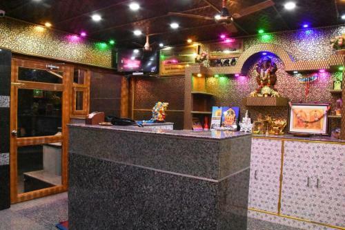 Lodge Gayathri Stay