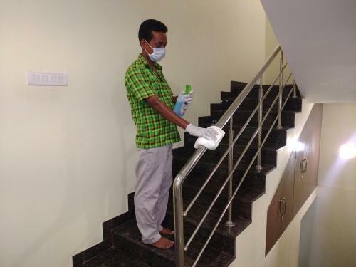 Hotel Sau Residency