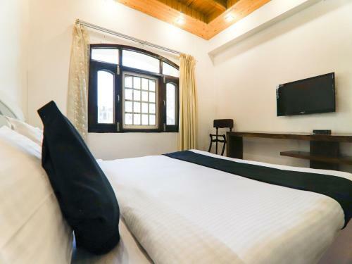 Capital O 44536 Hotel Pc Palace