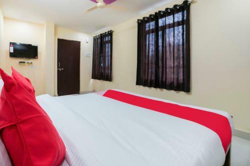 Oyo 45058 V-hotel