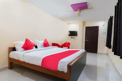Oyo 45058 V-hotel