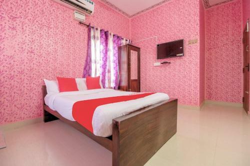 Hotel Oyo 69972 Azhagu Holiday Inn