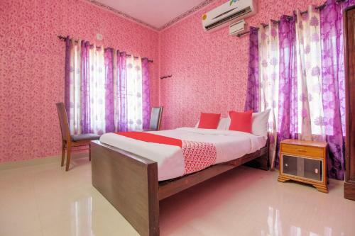 Hotel Oyo 69972 Azhagu Holiday Inn