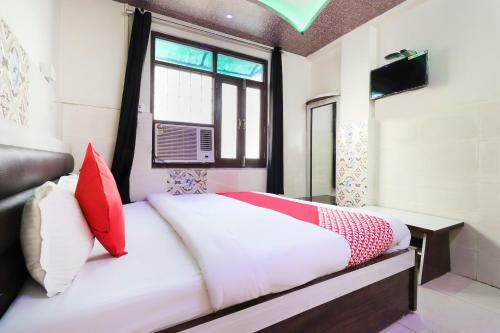 Oyo 69930 Hotel Kanha Dham