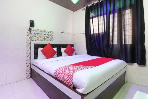 Oyo 69930 Hotel Kanha Dham
