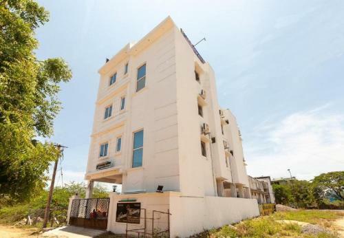 Hotel Haleemas Residency