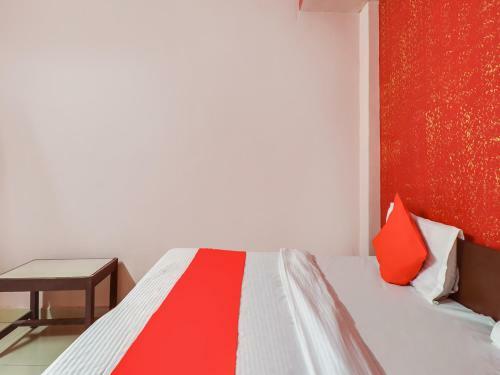 Oyo 74709 Hotel Prince