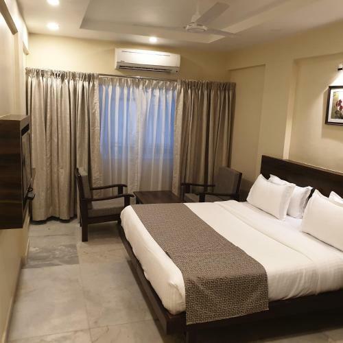Sai International, The Hotel