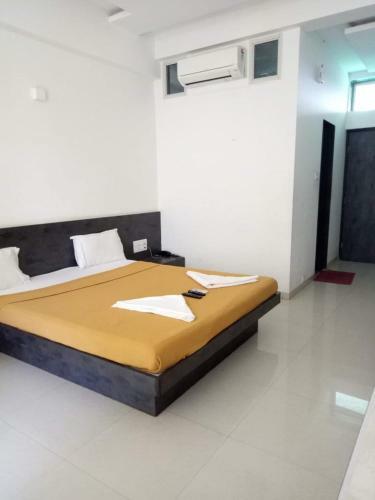 Hotel Raj Cottage And Resort