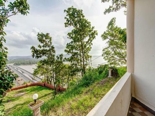 Hotel Sadashivgad Sea View Resort - Jungle Lodges