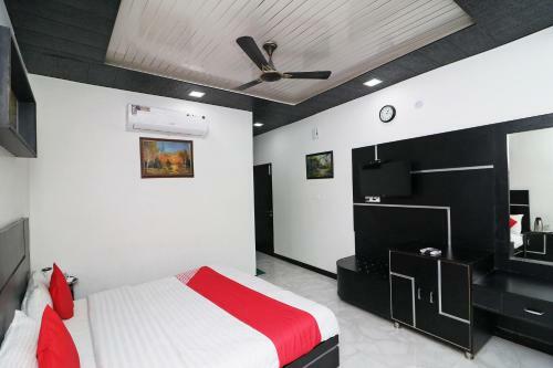 Capital O 4747 Imperial Hotel Katra