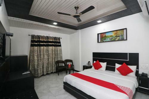 Capital O 4747 Imperial Hotel Katra