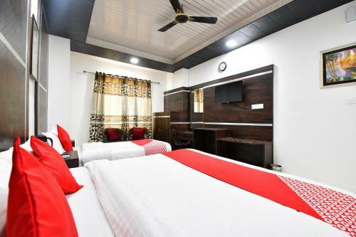 Capital O 4747 Imperial Hotel Katra