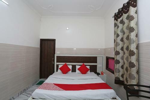 Hostal Oyo 24893 Palak Lodge