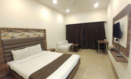 Hotel Lalit Inn, Promoted By A2zroomz