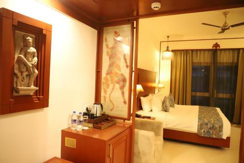 Hotel Chandela Khajuraho